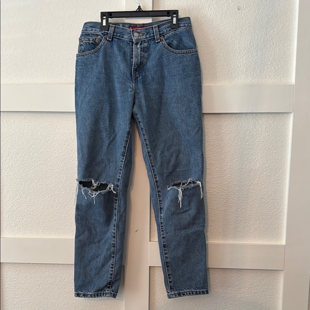 Levi’s 550 Relaxed Fit Tapered Leg 4 Pet. M